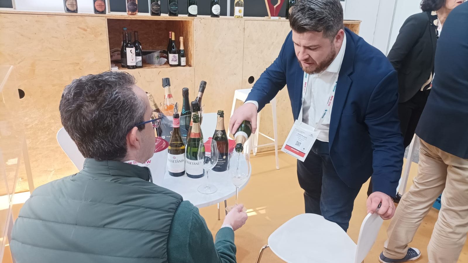 4b6b44fe-c8a4-4ddc-925d-423ae38fa55f