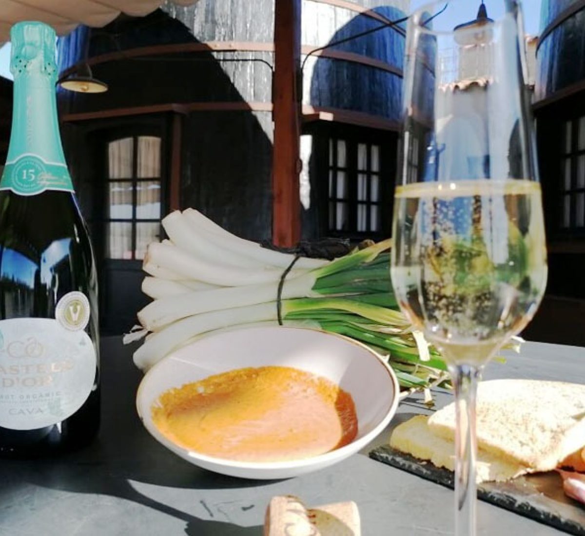 Cava Castell d'Or Brut Orgànic amb calçots