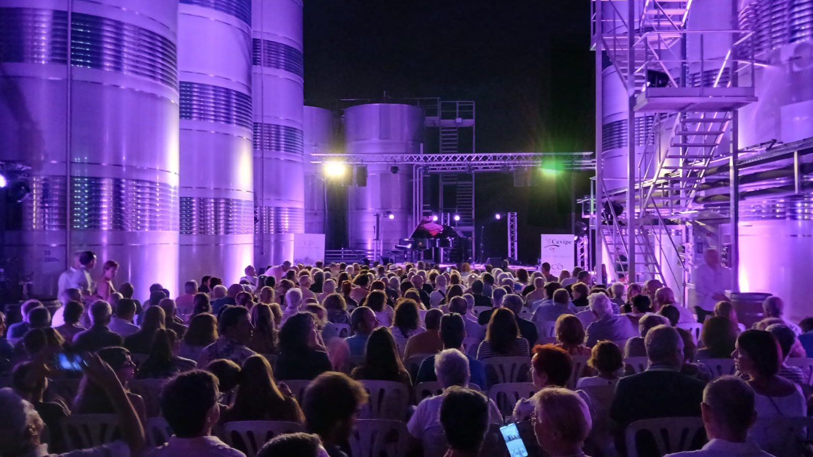 aed7737e-8782-4f59-8d8b-2811fc6c575f