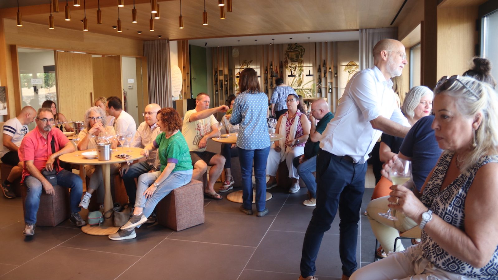 vila-rodona-cooperativa-esmorzar-i-tast-de-vins-16-9-23.jpg